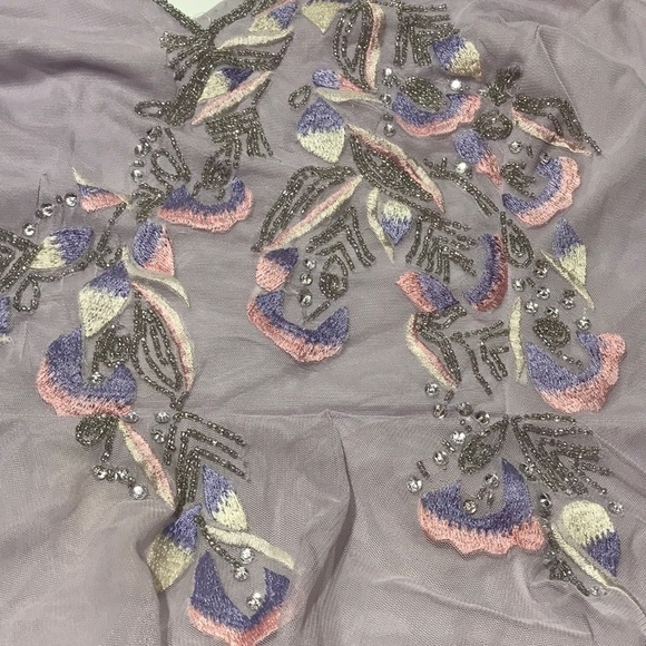 Asos Curve embroidered embellished dress plus 18 - Picture 6 of 7